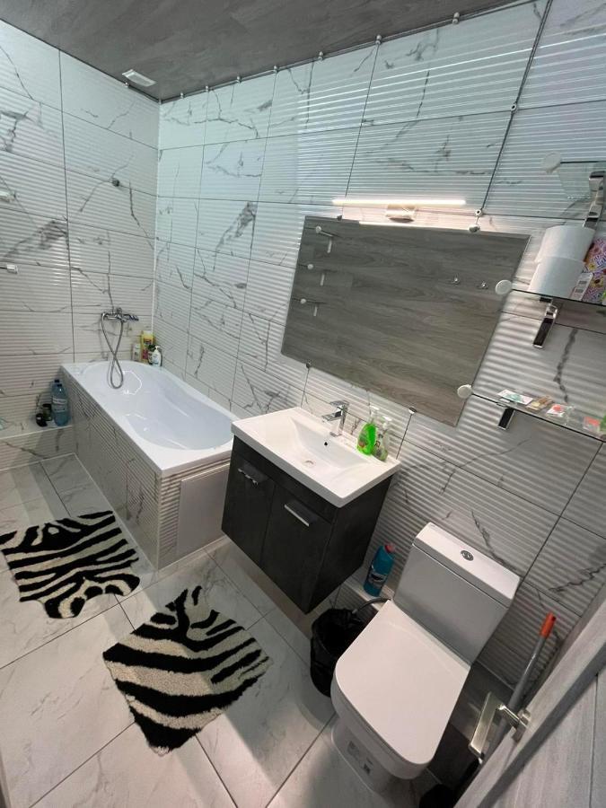 Aparthotel City Center 키시나우 외부 사진